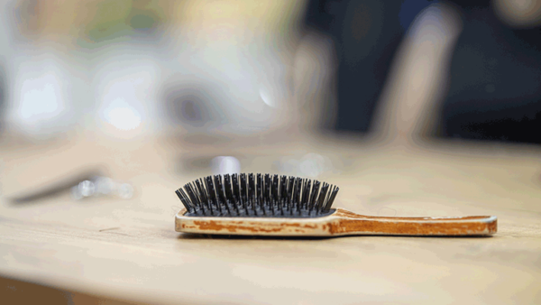 Comment nettoyer sa brosse à cheveux ?