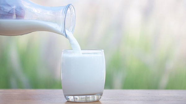 La consommation de produits laitiers favorise-t-elle l’acné ?